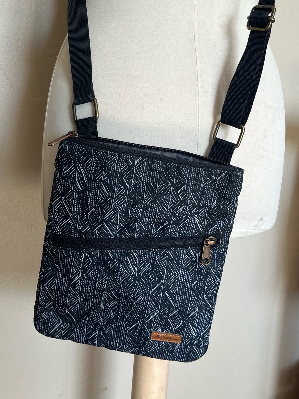 Eddie Bauer Black Patterned Crossbody Bag
